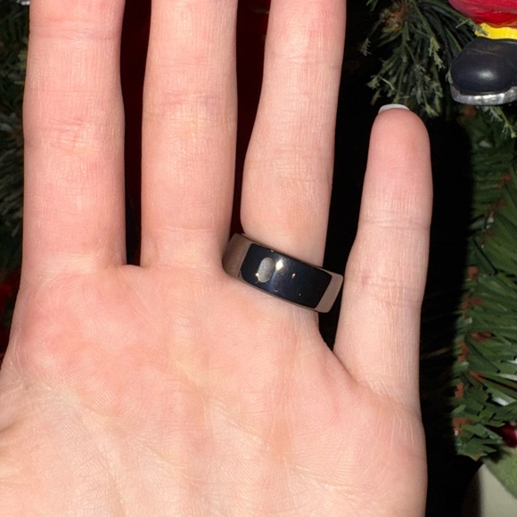 OURA Ring Gen 3, Size 6, Horizon - Picture 4 of 7